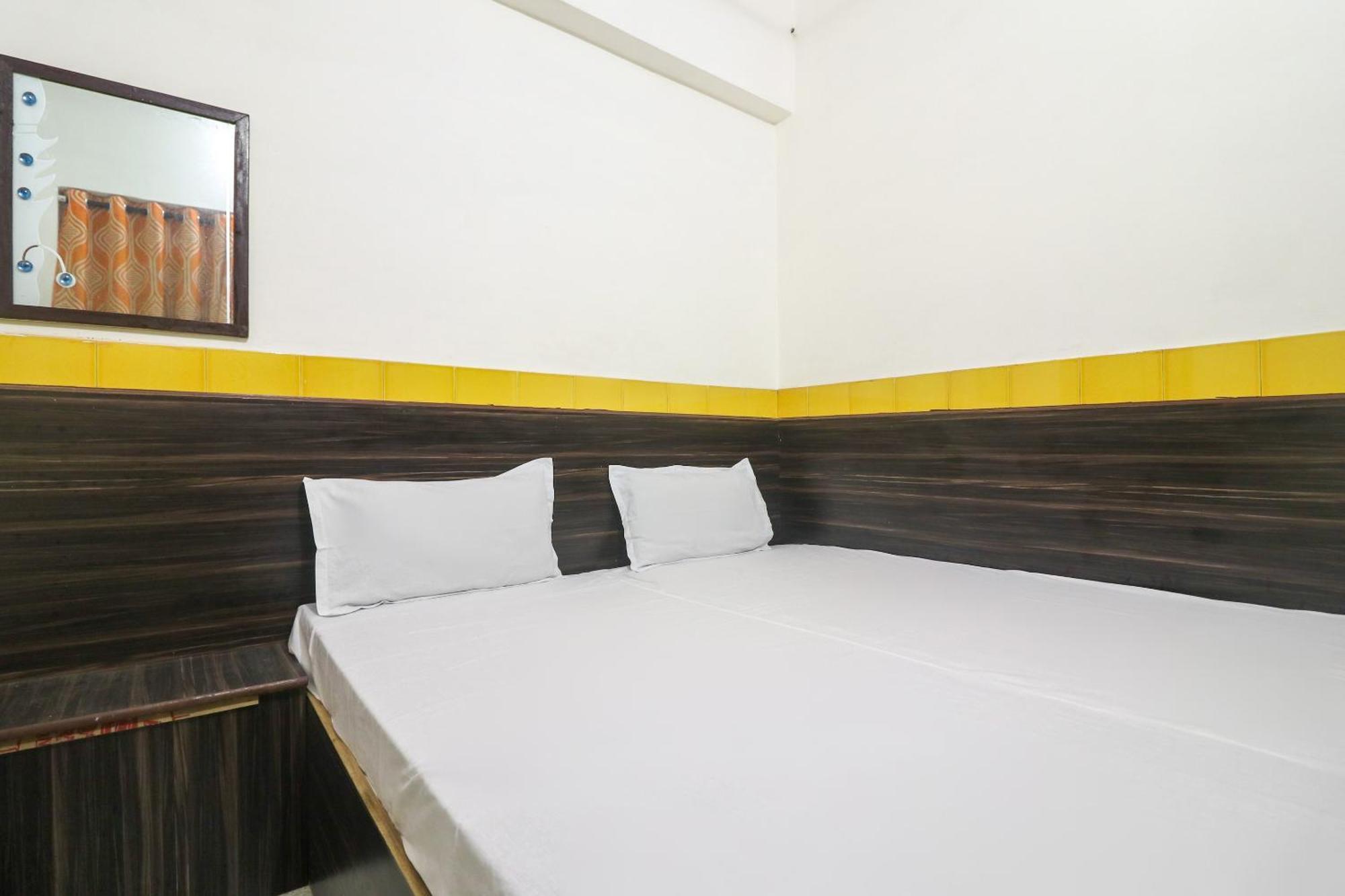Spot On Hotel Anand Bhawan Alīgarh Esterno foto