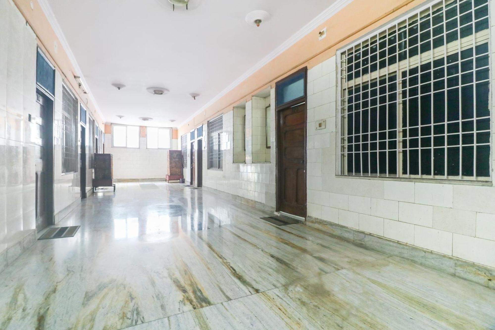 Spot On Hotel Anand Bhawan Alīgarh Esterno foto