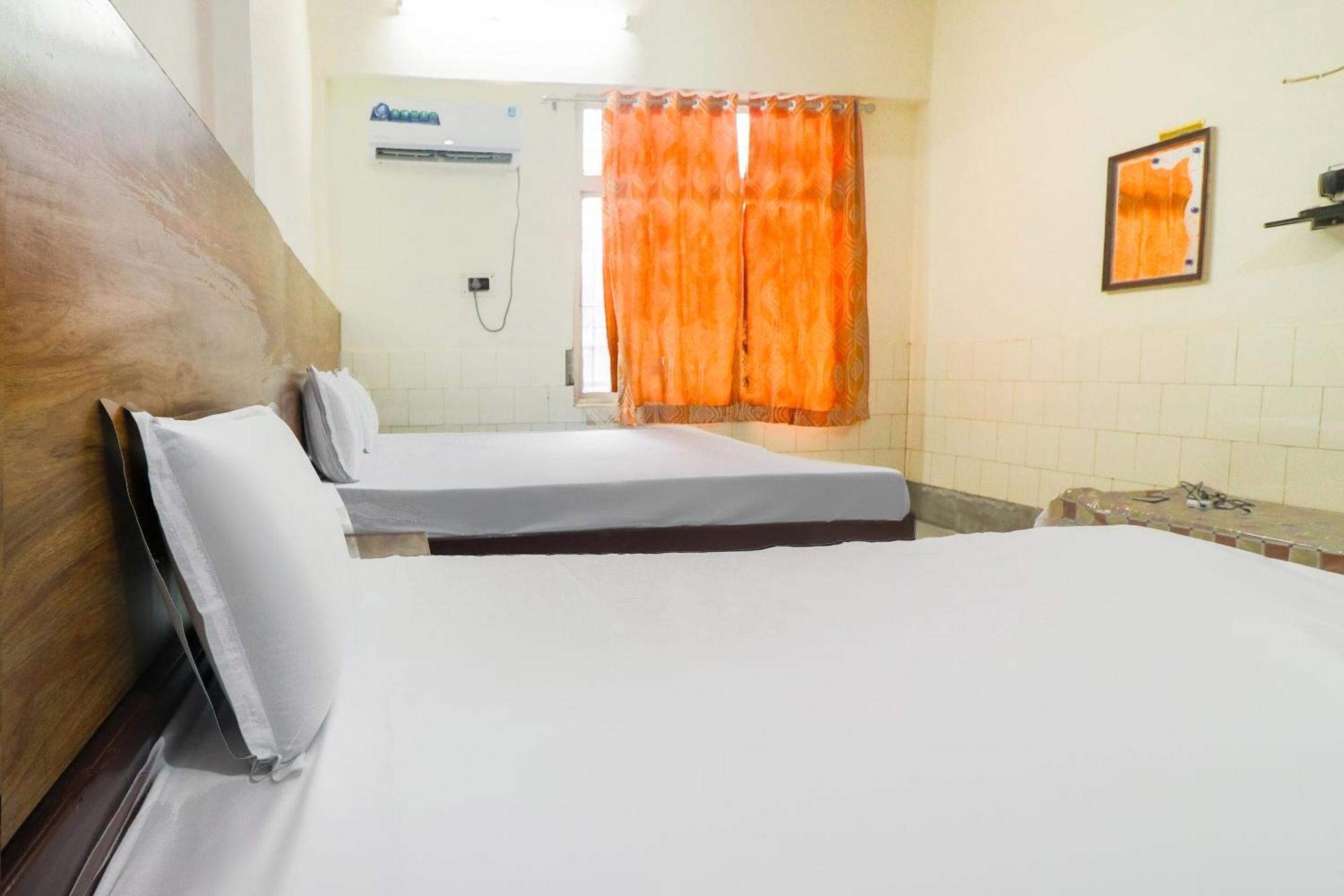 Spot On Hotel Anand Bhawan Alīgarh Esterno foto