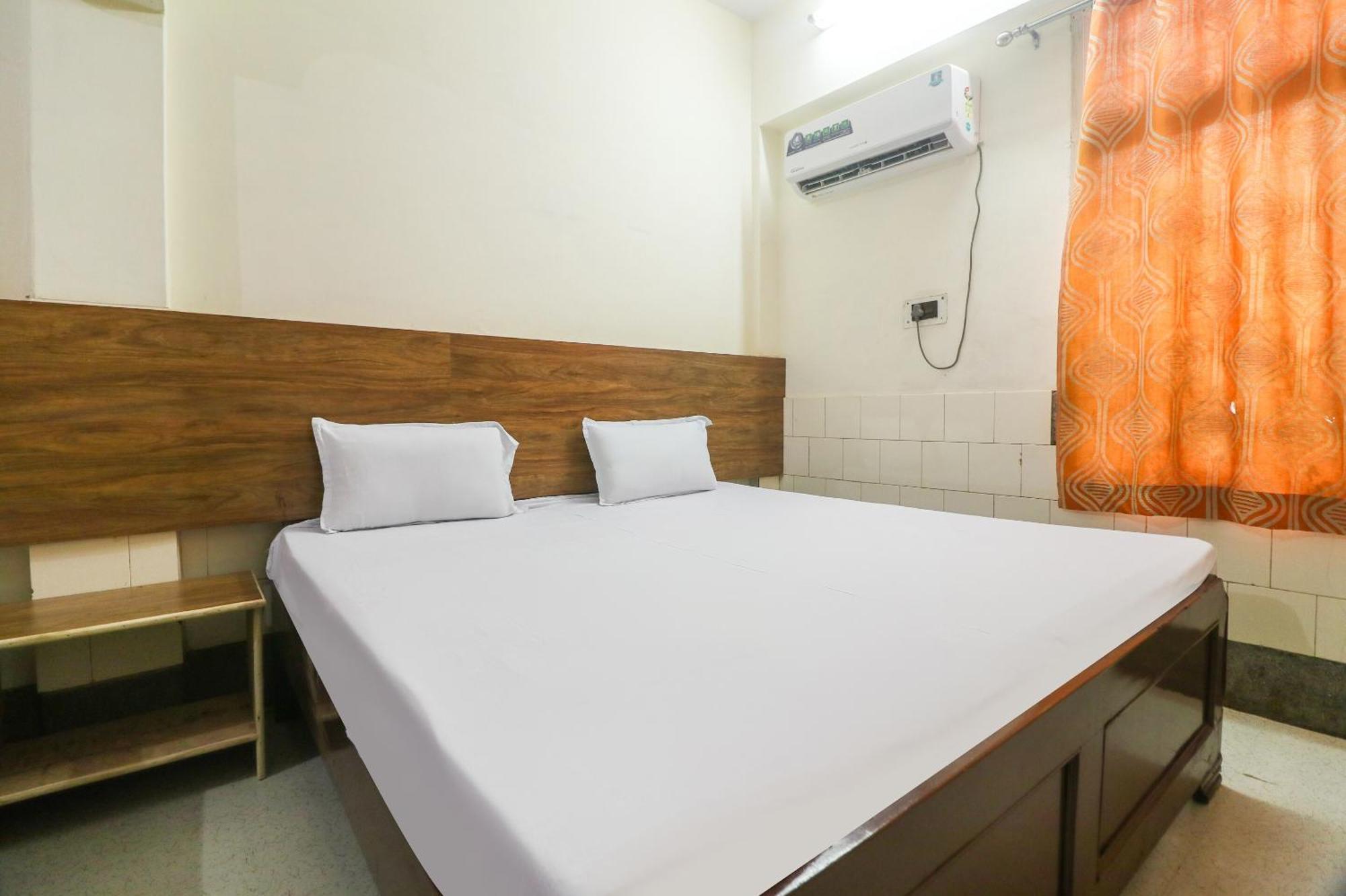 Spot On Hotel Anand Bhawan Alīgarh Esterno foto