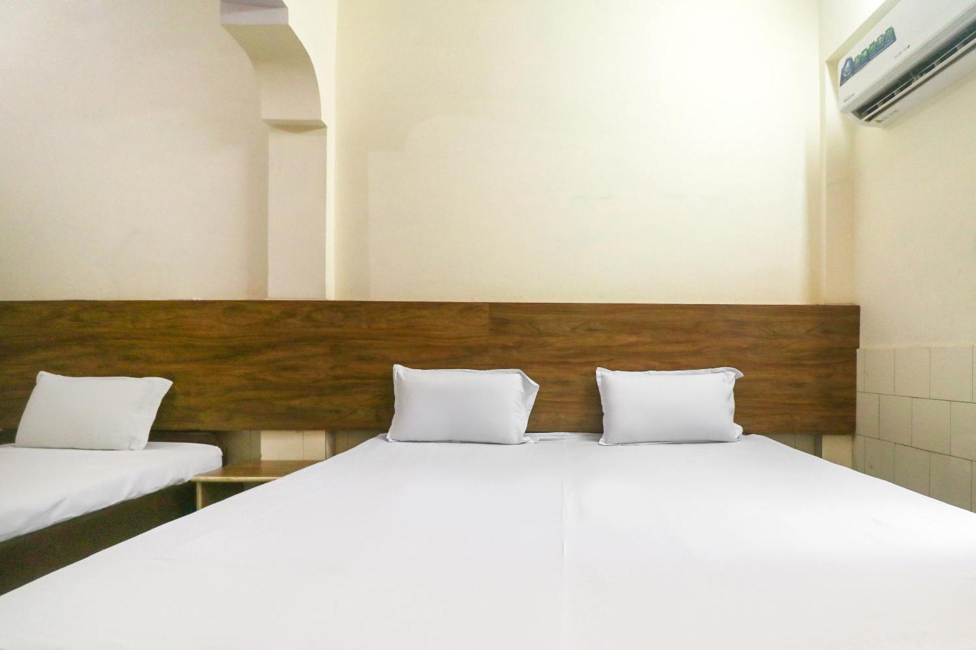 Spot On Hotel Anand Bhawan Alīgarh Esterno foto