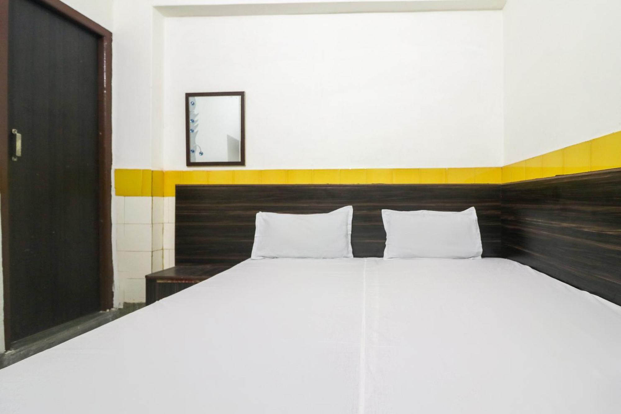 Spot On Hotel Anand Bhawan Alīgarh Esterno foto